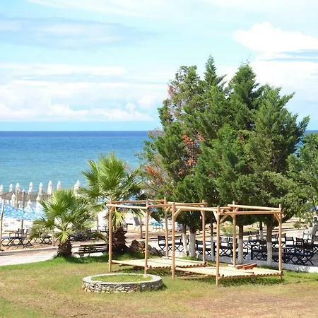 Appartement Pachmann Nea Plagia