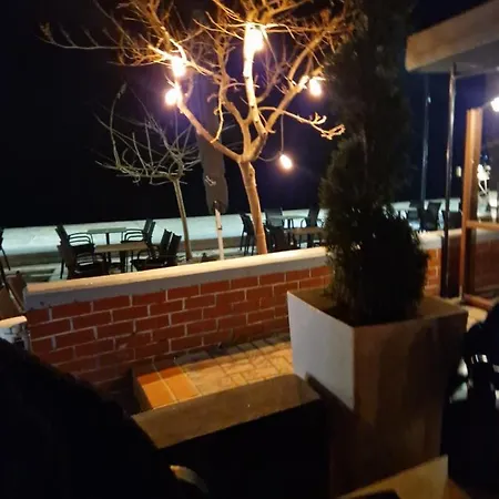 דירה Pachmann ניאה פלאגיה